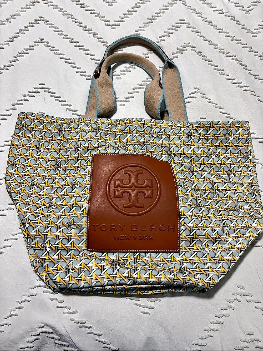 Tory Burch Ella Printed Tote in Gray & Yellow